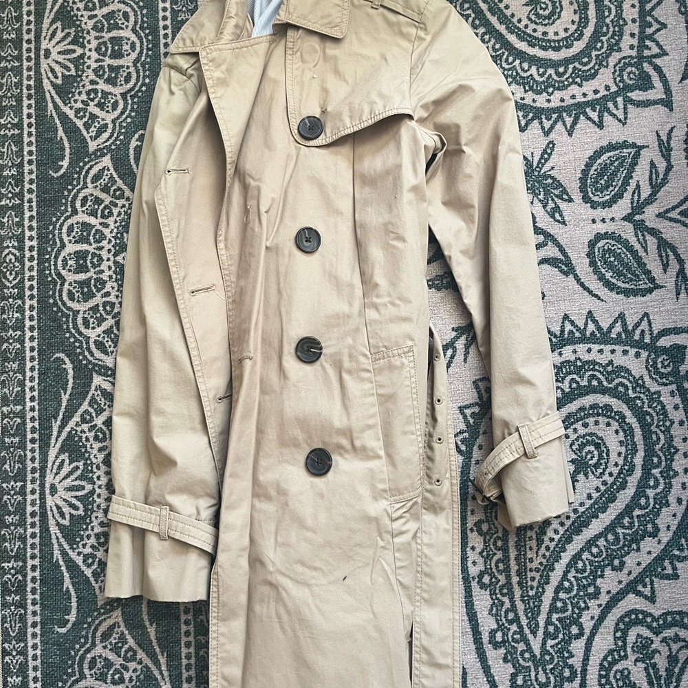 GAP Women’s Beige Trench Coat